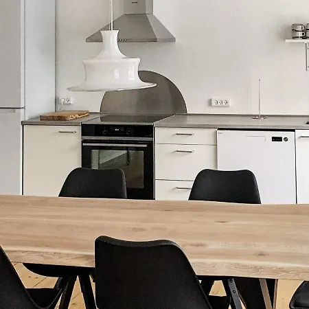 Apartamento 4 Person In *