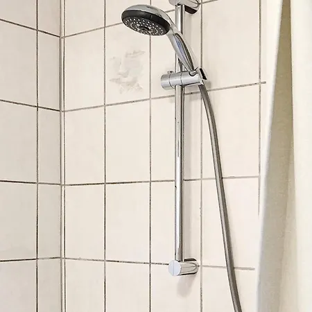 5 Star In * Наксков